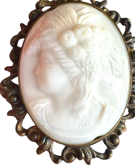 ANTIQUE SILVER MILK GLASS CLEAR STONE CAMEO Brooch