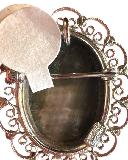 Vintage Sorrento sterling filagree 925 MOP mother of
pearl carved cameo brooch