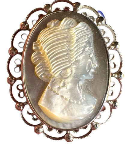Vintage Sorrento sterling filagree 925 MOP mother of
pearl carved cameo brooch