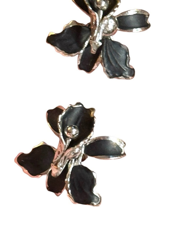 Vintage orchid black & silver screw back earrings 1960s