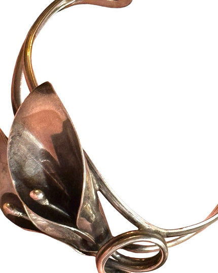 Vintage Niels Erik NE FROM Denmark Cala Lily Sterlingg silver modernist cuff