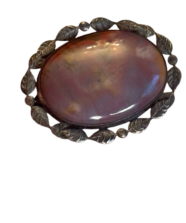Antique Elegant sterling Silver Purple agate Brooch leafy bezel