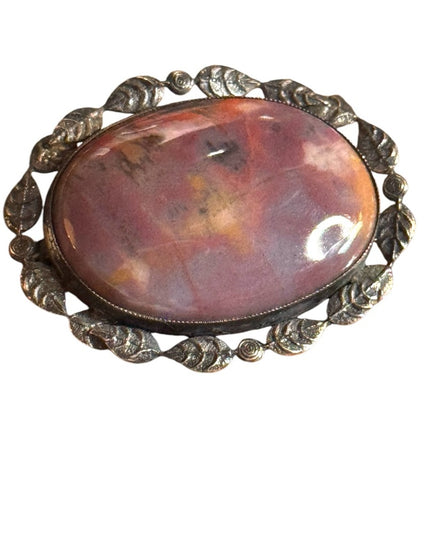 Antique Elegant sterling Silver Purple agate Brooch leafy bezel