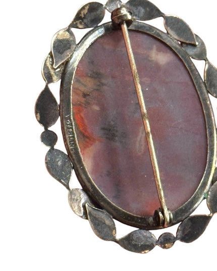 Antique Elegant sterling Silver Purple agate Brooch leafy bezel