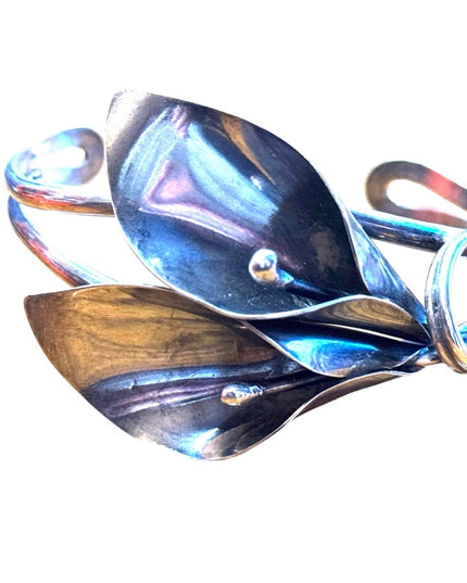 Vintage Niels Erik NE FROM Denmark Cala Lily Sterlingg silver modernist cuff