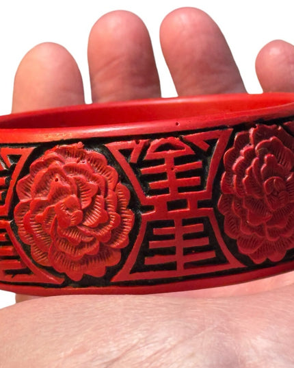 Vintage faux CINNABAR Red Floral Carved chinese symbol Bangle Bracelet