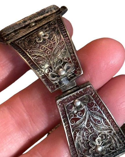 ANTIQUE CHINESE EXPORT OX BONE RED BIRD 800 SILVER FILIGREE SCRIMSHAW BRACELET