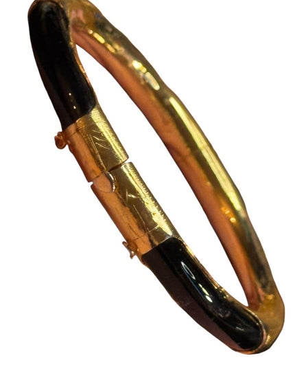 Elegant Black onyx gold plt latched Bangle Bracelet
