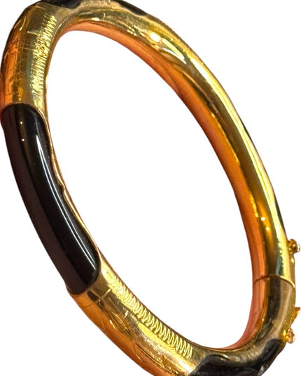 Elegant Black onyx gold plt latched Bangle Bracelet