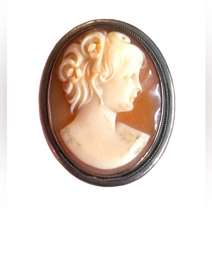 Elegant antique sterling silver 925 carved ahell Cameo Brooch