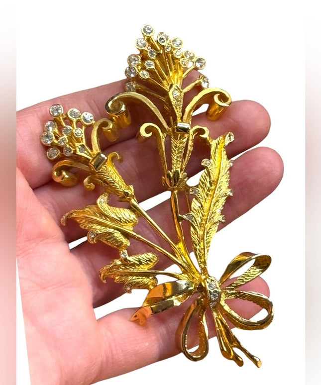 Elegant large gold plt Gold plated IVANA floral rhinestone brooch