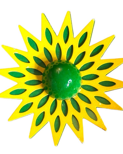 Vintage yellow & green metal 1960s pretty flower Sunflower Brooch