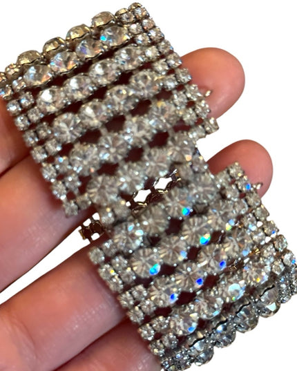 Vintage high quality Elegant wide statement Silver plt chunky Crystal Bracelet