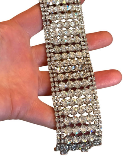 Vintage high quality Elegant wide statement Silver plt chunky Crystal Bracelet