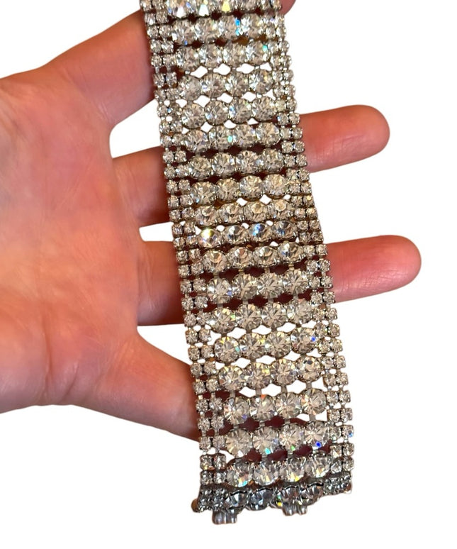 Vintage high quality Elegant wide statement Silver plt chunky Crystal Bracelet