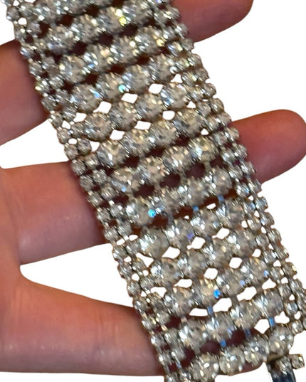 Vintage high quality Elegant wide statement Silver plt chunky Crystal Bracelet