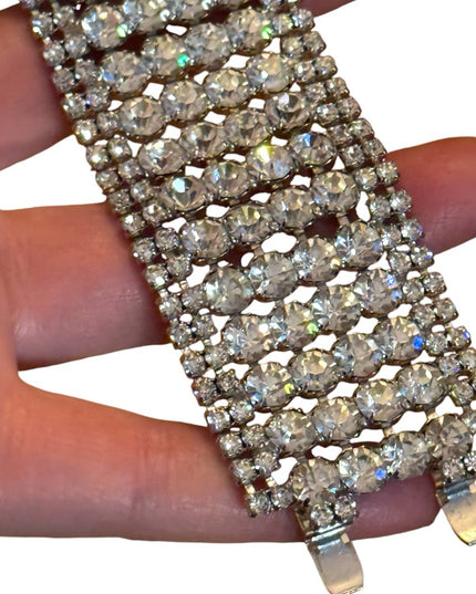 Vintage high quality Elegant wide statement Silver plt chunky Crystal Bracelet