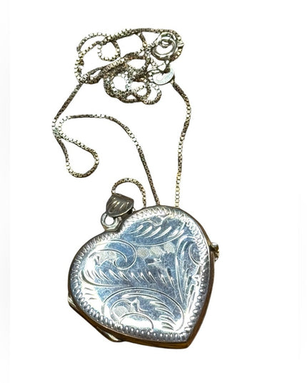 Vintage large sterling Silver 925 etched flat Heart Locket Necklace