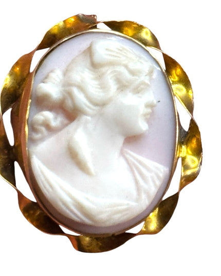 Elegant vintage Gold plt Angel skin shell carved Cameo pendant twist bezel
