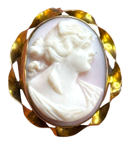 Elegant vintage Gold plt Angel skin shell carved Cameo pendant twist bezel