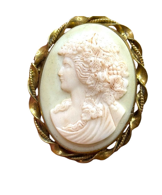Elegant vintage Gold twist bezel gilt milk glass Cameo Brooch