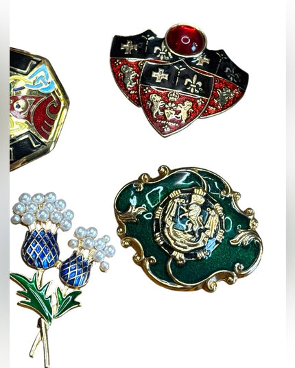 Vintage Brooch Collection  11 pcs Mizpah Celtic
Scottish enamel feather LOT
