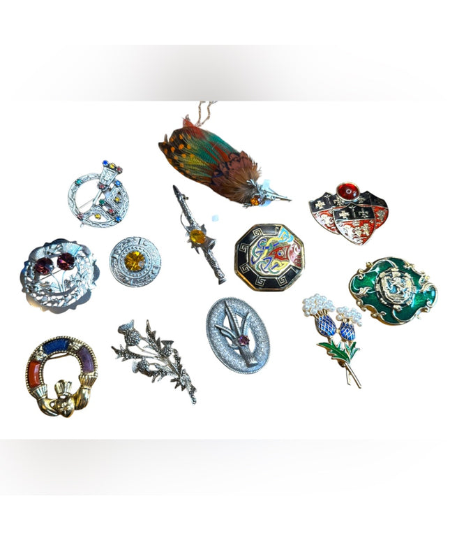 Vintage Brooch Collection  11 pcs Mizpah Celtic
Scottish enamel feather LOT