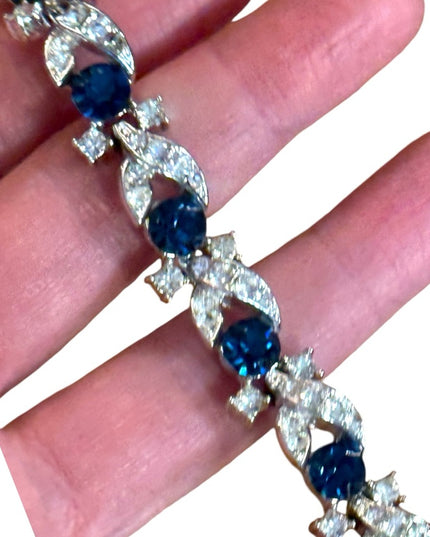 Vintage Elegant LISNER  Blue & clear crystal Silver finish Bracelet