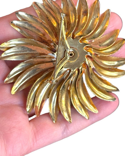 Vintage 1960s Large metal fancy creamy flower brooch