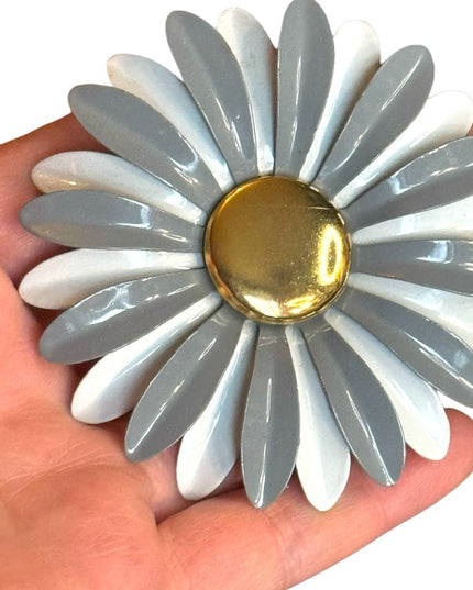 Vintage 1970s Gray and White Metal Large Daisy Brooch