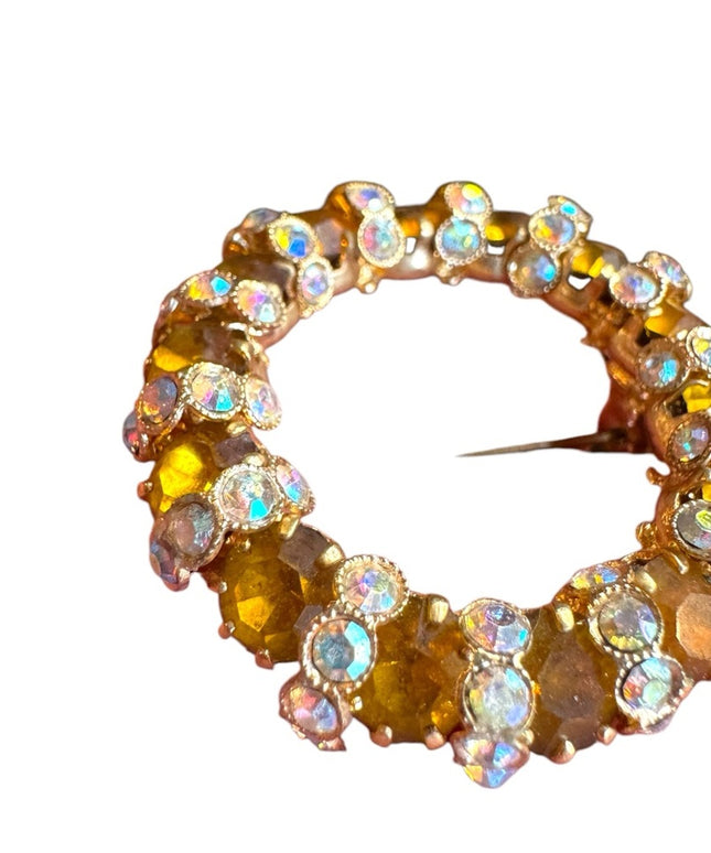 Elegant vintage round Amber color glass Crystal Brooch