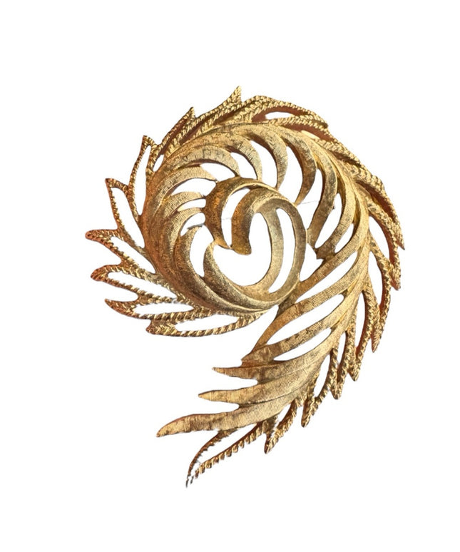 Vintage MONET Large feather textured brushed gold plt finish Swirl Brooch