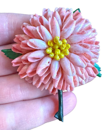 Vintage 1950s Shell Pink Floral flower  Brooch