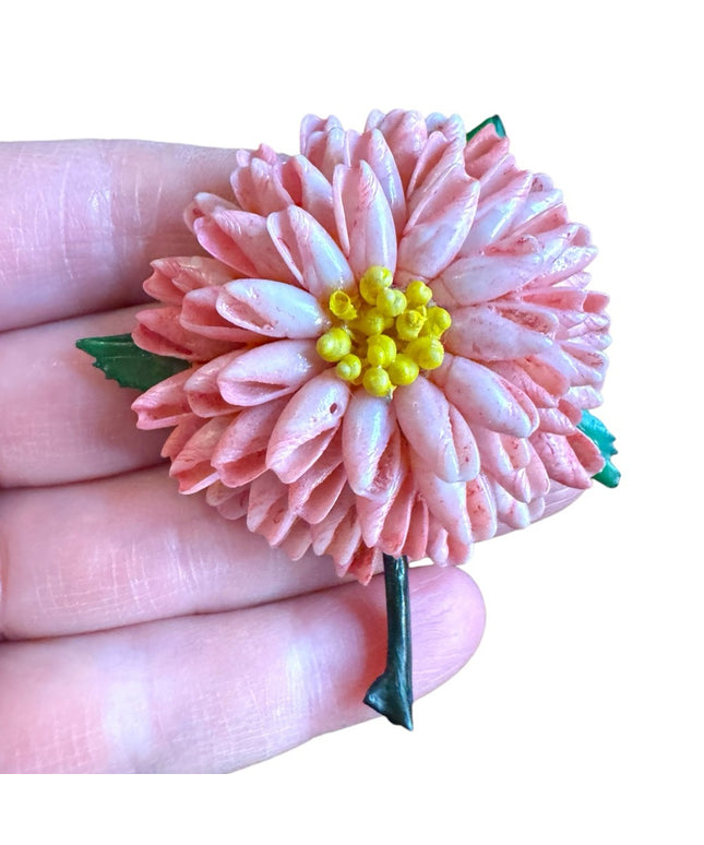 Vintage 1950s Shell Pink Floral flower  Brooch