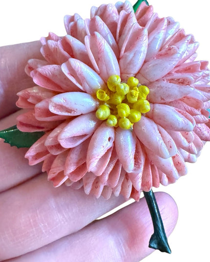 Vintage 1950s Shell Pink Floral flower  Brooch
