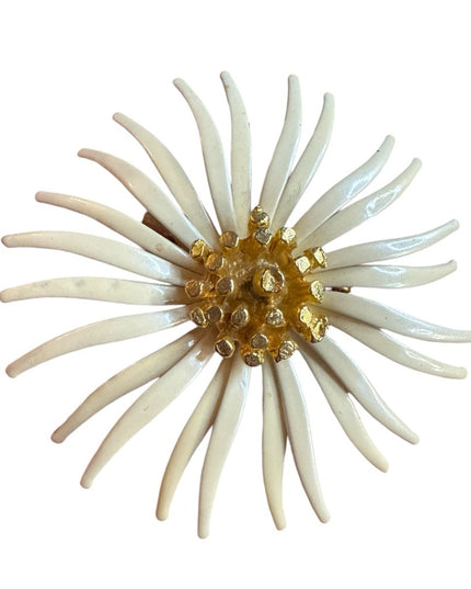 Vintage creamy enameled White and Gold Floral metal Brooch