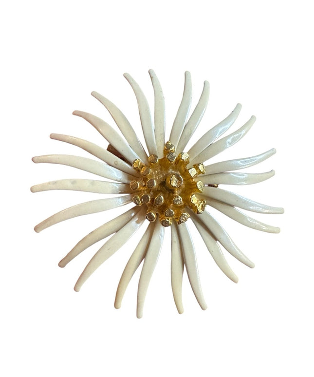 Vintage creamy enameled White and Gold Floral metal Brooch