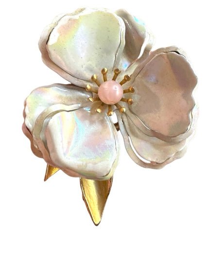 Elegant metal vintage 1960s  Pearlescent  enameled Flower Brooch