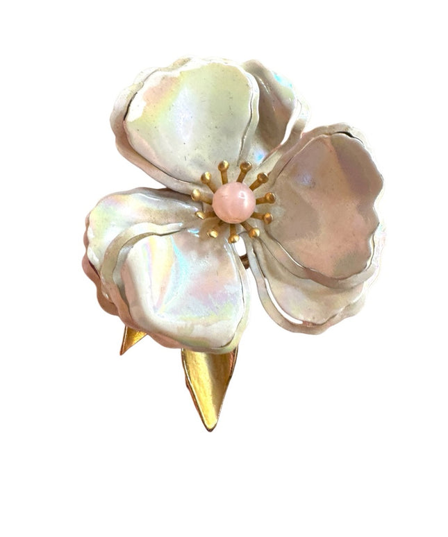 Elegant metal vintage 1960s  Pearlescent  enameled Flower Brooch