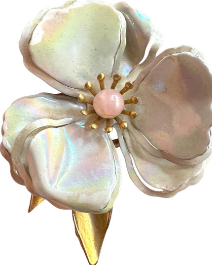 Elegant metal vintage 1960s  Pearlescent  enameled Flower Brooch