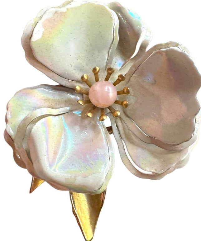 Elegant metal vintage 1960s  Pearlescent  enameled Flower Brooch