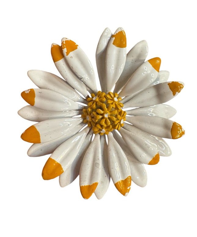 Vintage 1970s white & yellow enameled metal Flower Brooch floral large