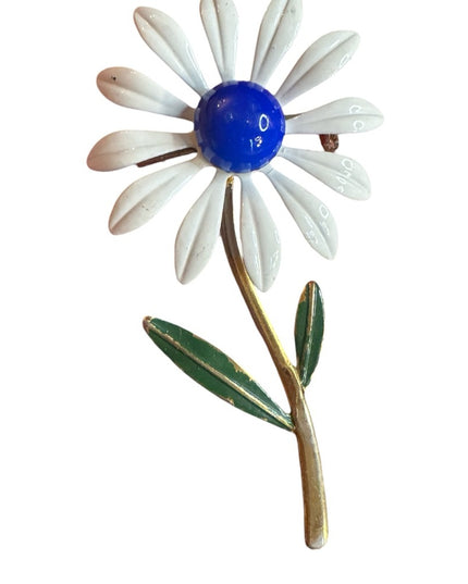 Vintage White and Blue Flower Brooch metal enamel Daisey 1970e