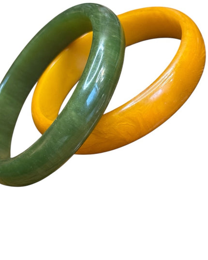 Bakelite Bangle spinach Yellow Vintage 1940s 1930 Catalin Marblette Polished Set