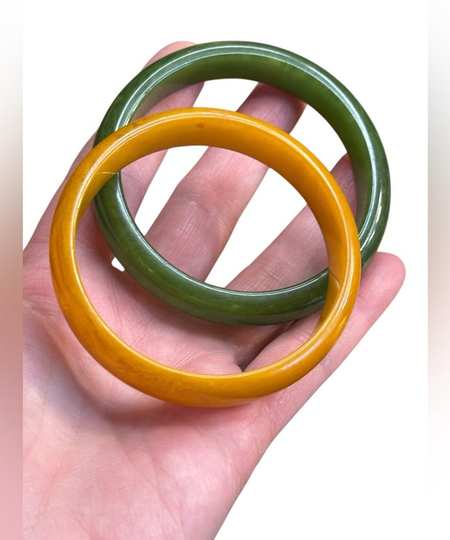 Bakelite Bangle spinach Yellow Vintage 1940s 1930 Catalin Marblette Polished Set