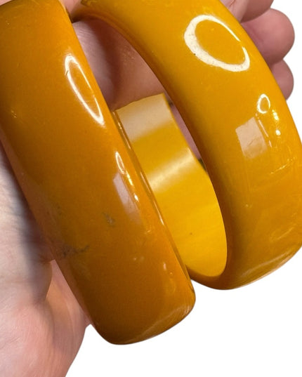 Bakelite Bangle Orange Yellow Vintage 1940s 1930s Catalin Marblette Polished Set