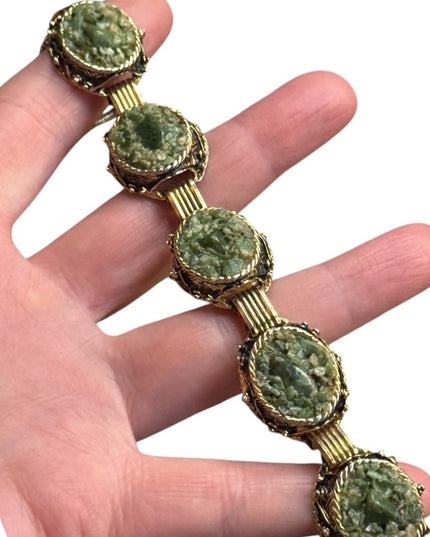 Elegant Vintage gold finish chunky Green Stone Bracelet