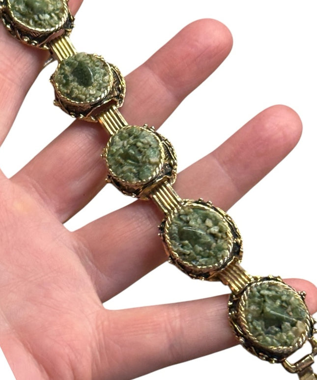 Elegant Vintage gold finish chunky Green Stone Bracelet