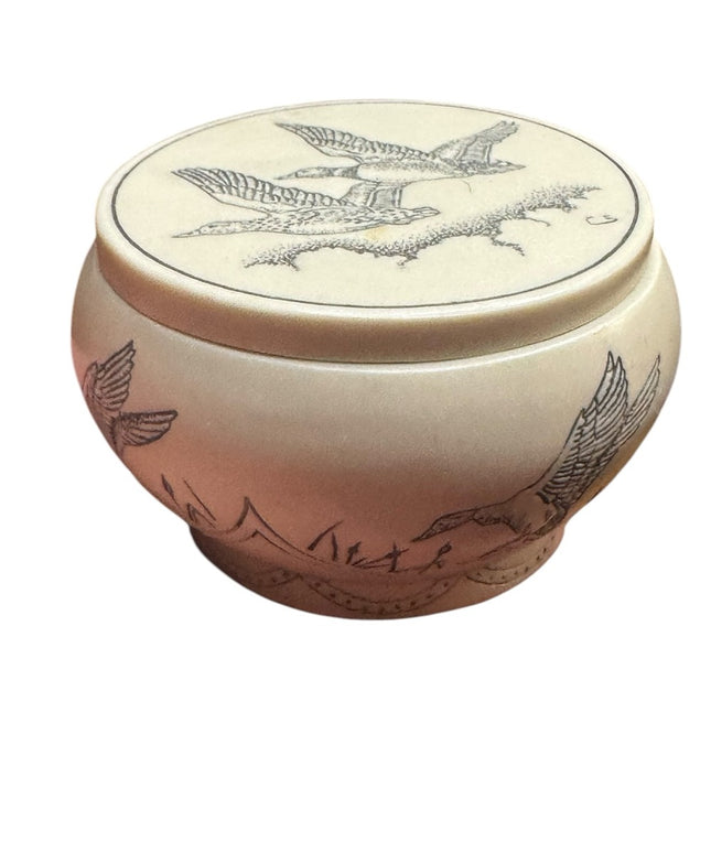 Vintage Faux Cream Round Scrimshaw Canadian Geese Jewelry Box Trinket Box