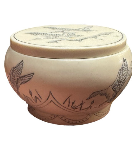 Vintage Faux Cream Round Scrimshaw Canadian Geese Jewelry Box Trinket Box